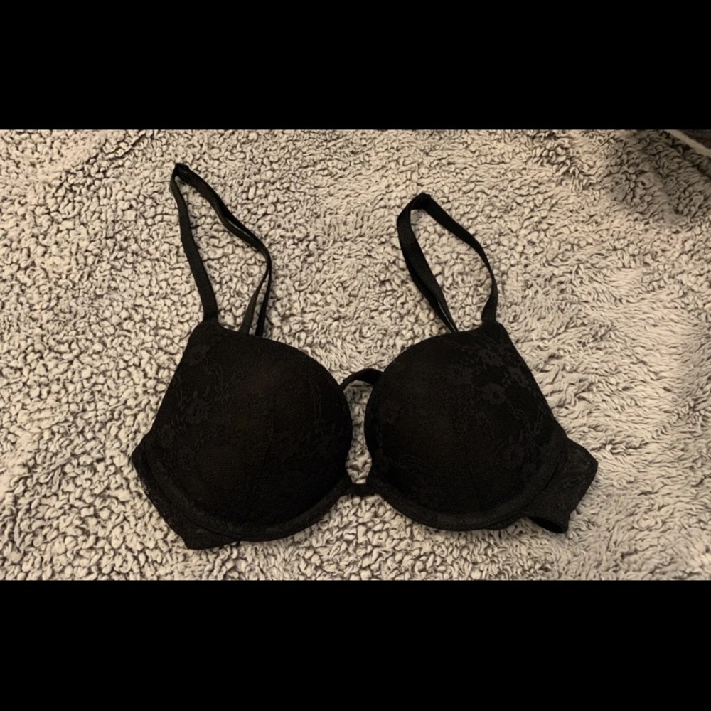 victoria secret lace bra